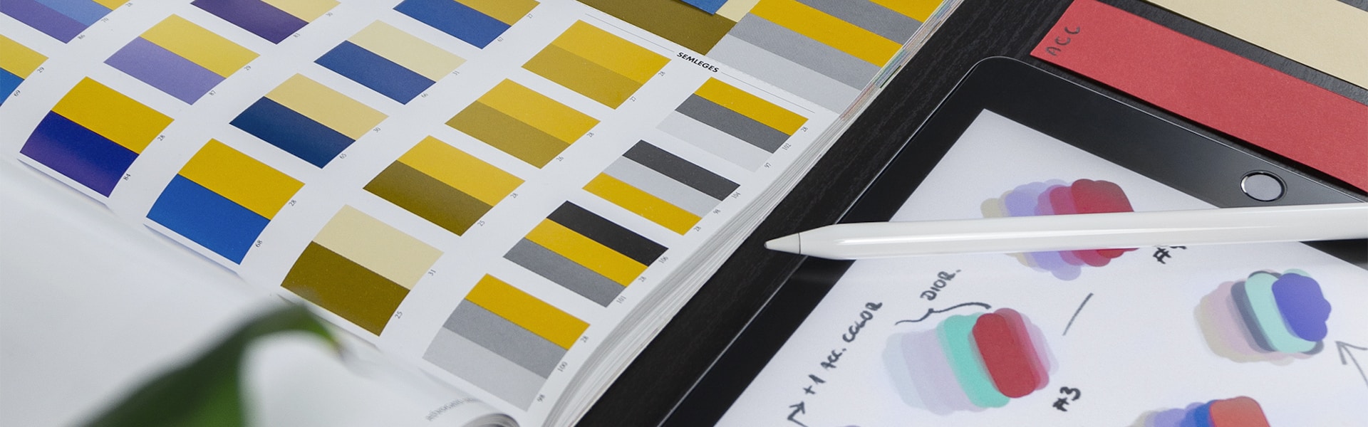 2025 Visual Trends: Minimalism and Dynamic Typography